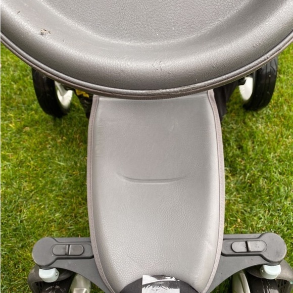 Mina Cari Stroller - Picture 4 of 8